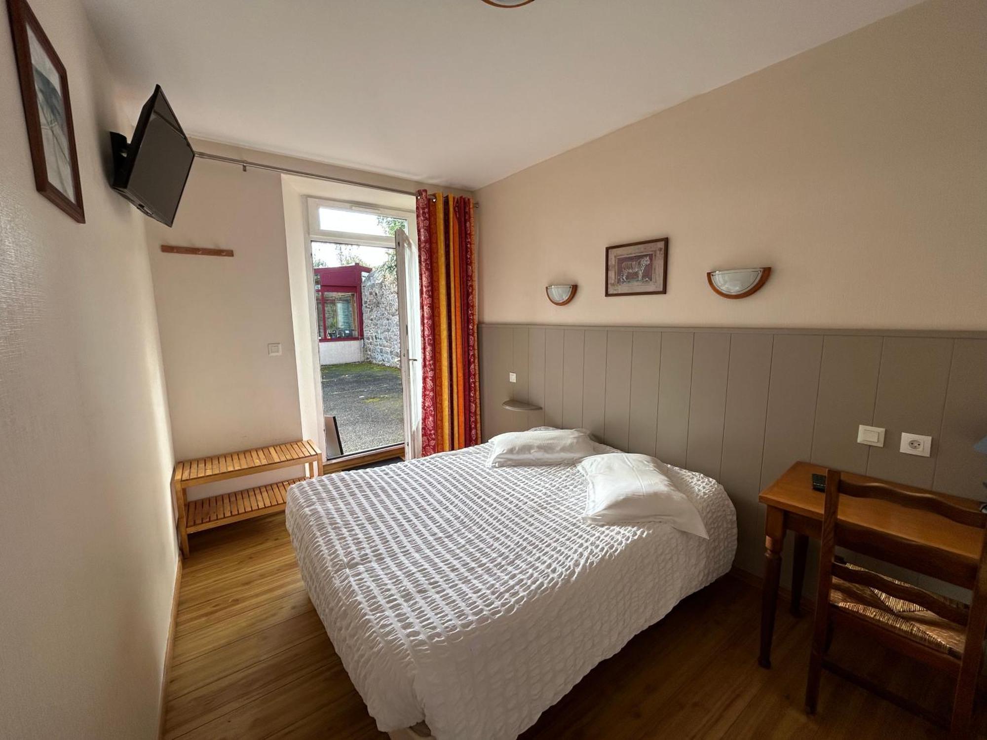 Hotel Les Voisins Beaucemaine Ploufragan Quarto foto